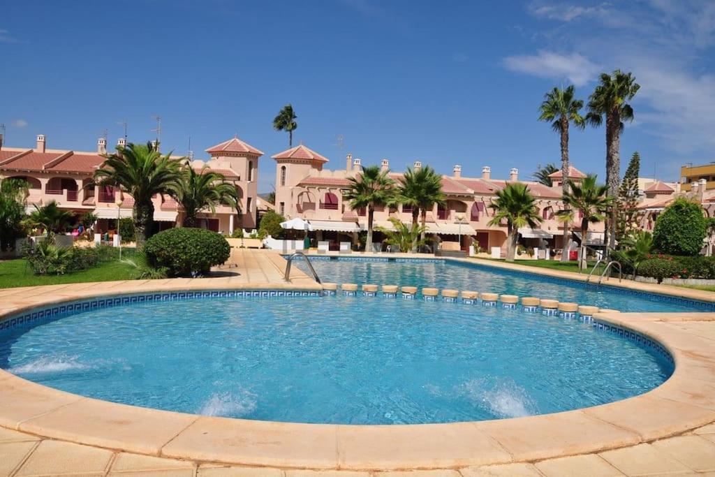 فيلا Precioso Duplex Con Piscina, En 1ª Linea De Playa El Puerto de Mazarrón المظهر الخارجي الصورة