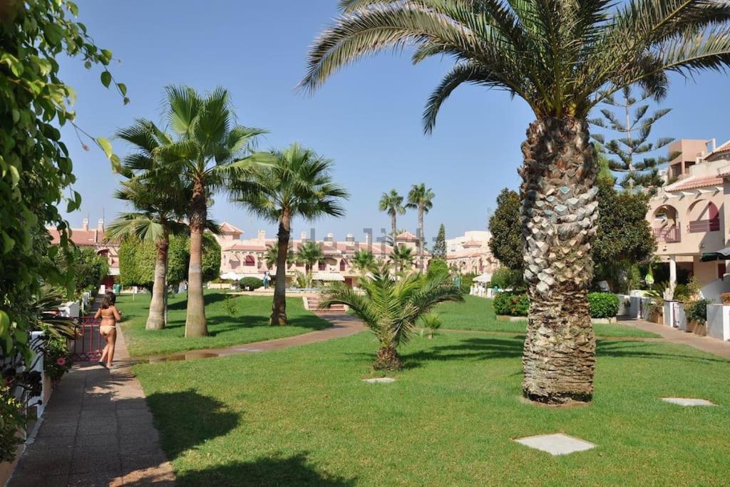 فيلا Precioso Duplex Con Piscina, En 1ª Linea De Playa El Puerto de Mazarrón المظهر الخارجي الصورة