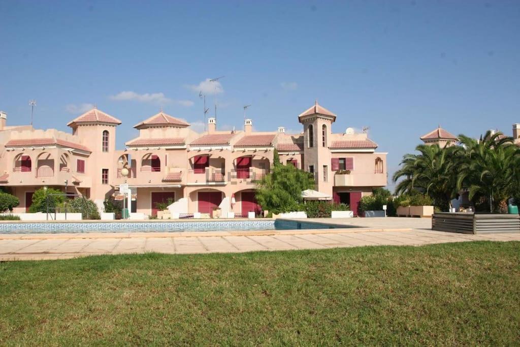 فيلا Precioso Duplex Con Piscina, En 1ª Linea De Playa El Puerto de Mazarrón المظهر الخارجي الصورة